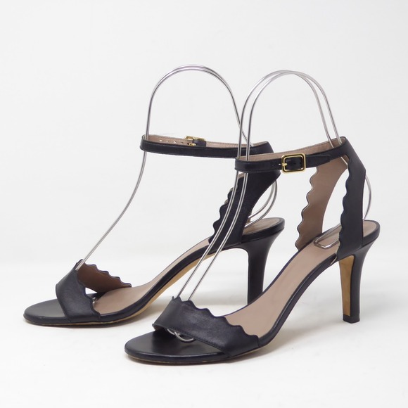 Chloe Black Leather Scalloped Ankle Strap Heels Sandals 39EU - 9US - Picture 4 of 10